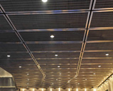 Потолочные панели из металлической сетки