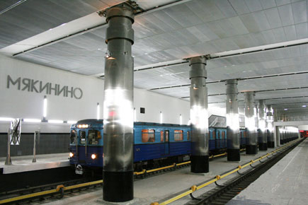 Московский метрополитен: панели из ПВЛ